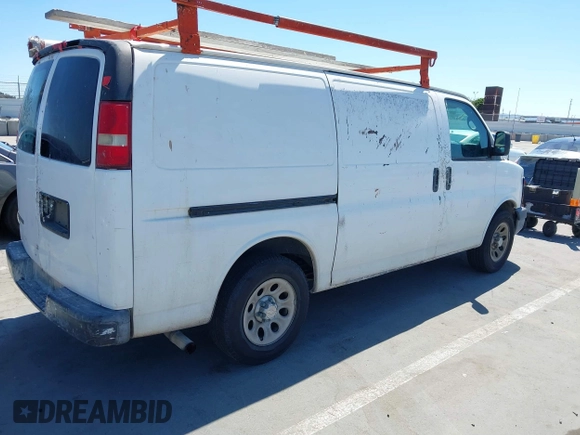 2009 Chevrolet Express Cargo with VIN 1GCFG15XX91120414, listed as a IAAI auction lot 42862198 with 166,675 mi miles and . Bid and sale history available at DreamBid. Image 4.