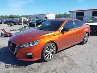 2020 Nissan Altima 2.5 SR with VIN 1N4BL4CV5LC148894, listed as a IAAI auction lot 41748069 with 81,689 mi miles. Bid and sale history available at carsss.com. Image 17.