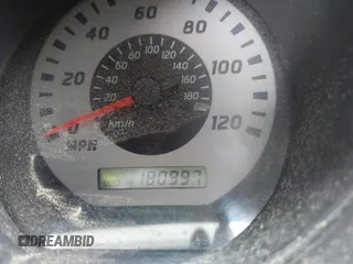 2004 Nissan Xterra XE z VIN 5N1ED28Y44C603906, wystawiony jako IAAI lot #42278034 z przebiegiem 180 997 mil mil oraz . Historia ofert i sprzedaży dostępna na DreamBid. Obrazek 7.