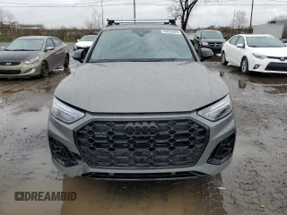 2024 Audi Q5 S line Premium Plus z VIN WA1EAAFY3R2049615, wystawiony jako Copart lot #55653445 z przebiegiem 11 716 mil mil oraz Szkoda całkowita • Salvage title. Historia ofert i sprzedaży dostępna na DreamBid. Obrazek 5.