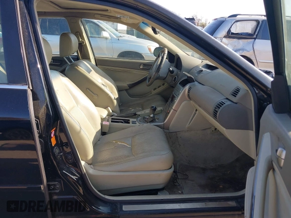 2004 Infiniti G35 w/Leather with VIN JNKCV51E94M609249, listed as a IAAI auction lot 41911426 with 200,461 mi miles and . Bid and sale history available at DreamBid. Image 5.