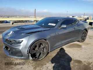2021 Chevrolet Camaro 2SS z VIN 1G1FH1R76M0121574, wystawiony jako Copart lot #87332174 z przebiegiem 47 751 mil mil oraz Szkoda całkowita • Salvage title. Historia ofert i sprzedaży dostępna na DreamBid. Obrazek 1.