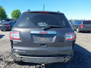 2015 GMC Acadia SLT z VIN 1GKKVRKD9FJ355769, wystawiony jako IAAI lot #42203746 z przebiegiem Nie podano mil oraz . Historia ofert i sprzedaży dostępna na DreamBid. Obrazek 15.