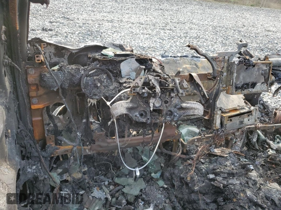 2021 Ford Expedition Limited z VIN 1FMJU1KT8MEA65852, wystawiony jako Copart lot #46084024 z przebiegiem Nie podano mil oraz Nie do naprawy • Non repairable. Historia ofert i sprzedaży dostępna na DreamBid. Obrazek 9.