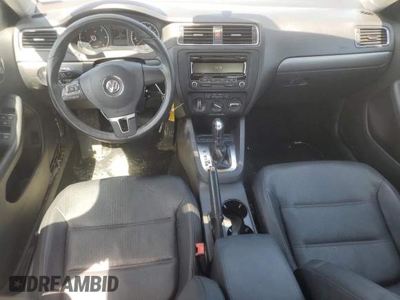 2013 Volkswagen Jetta TDI w/Premium с VIN 3VWLL7AJ1DM408026, выставлен на аукционе Copart как лот 51115825 с пробегом 98 586 миль миль и Списание • Salvage title. История ставок и продаж доступна на DreamBid. Изображение 8.