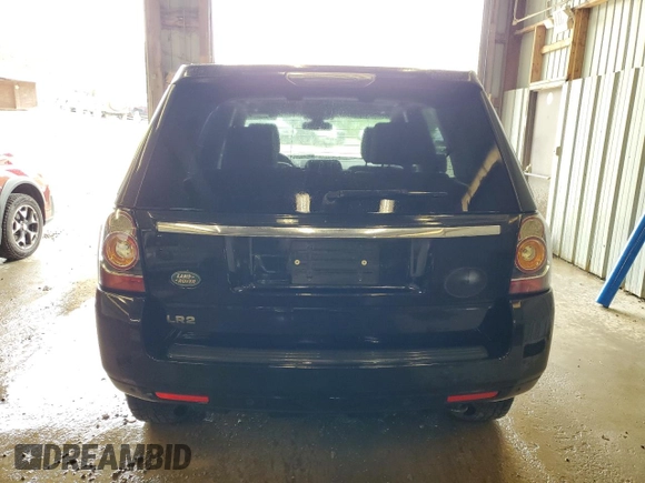 2015 Land Rover LR2 z VIN SALFP2BG6FH421039, wystawiony jako Copart lot #60426315 z przebiegiem 105 044 mil mil oraz Czysty tytuł • Clean title. Historia ofert i sprzedaży dostępna na DreamBid. Obrazek 6.