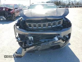 2018 Jeep Compass Latitude with VIN 3C4NJDBB5JT306138, listed as a Copart auction lot 50332855 with 102,844 mi miles and Salvage Title. Bid and sale history available at carsss.com. Image 5.