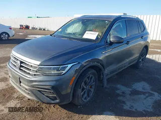2022 Volkswagen Tiguan SE with VIN 3VV3B7AX1NM147445, listed as a IAAI auction lot 41755217 with 59,399 mi miles and . Bid and sale history available at DreamBid. Image 17.