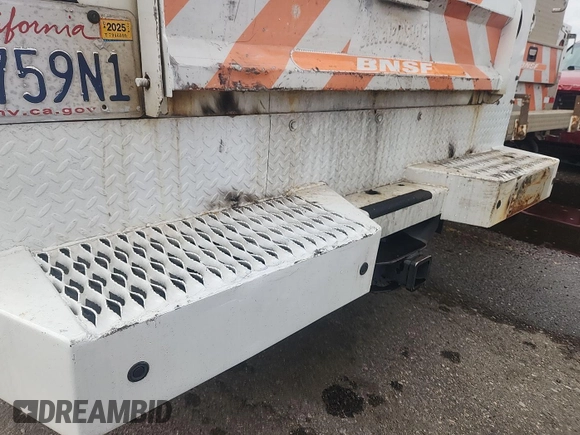 2013 Ford F-250 XL with VIN 1FD7X2B67DEB81254, listed as a IAAI auction lot 42141699 with 205,100 mi miles and . Bid and sale history available at DreamBid. Image 1.