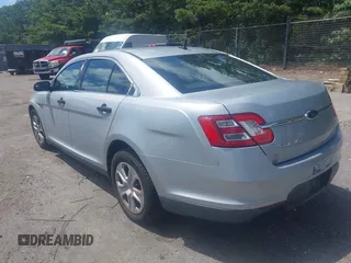 2017 Ford Police Interceptor with VIN 1FAHP2MK0HG111257, listed as a IAAI auction lot 42731936 with 139,101 mi miles and . Bid and sale history available at DreamBid. Image 3.