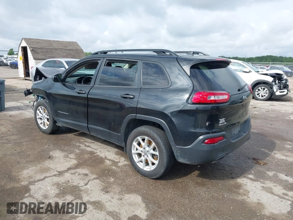 2016 Jeep Cherokee Sport with VIN 1C4PJMAB8GW290174, listed as a IAAI auction lot 42289832 with 155,186 mi miles and . Bid and sale history available at DreamBid. Image 3.