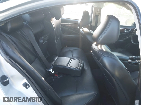2015 Infiniti Q50 z VIN JN1BV7AP4FM341453, wystawiony jako IAAI lot #41755534 z przebiegiem Nie podano mil oraz . Historia ofert i sprzedaży dostępna na DreamBid. Obrazek 8.