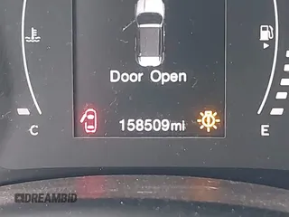2015 Jeep Renegade Latitude with VIN ZACCJABT9FPB46231, listed as a IAAI auction lot 40805225 with 158,509 mi miles. Bid and sale history available at carsss.com. Image 15.