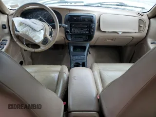 2000 Ford Explorer Eddie Bauer с VIN 1FMZU84P1YZB80903, выставлен на аукционе Copart как лот 73408524 с пробегом 133 362 миль миль и Списание • Salvage title. История ставок и продаж доступна на DreamBid. Изображение 8.