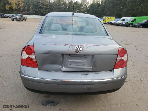2004 Volkswagen Passat Sedan GLS with VIN WVWPD63B24E035926, listed as a Copart auction lot 74698874 with 189,392 mi miles and Salvage Title. Bid and sale history available at carsss.com. Image 6.