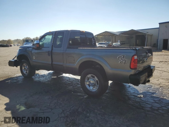 2011 Ford F-250 XL with VIN 1FT7X2BT7BEA25481, listed as a Copart auction lot 77170364 with 153,337 mi miles and Salvage Title. Bid and sale history available at DreamBid. Image 2.