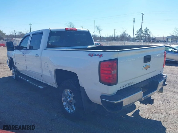 2015 Chevrolet Silverado 2500HD LT with VIN 1GC1KVE84FF601038, listed as a IAAI auction lot 41595706 with 257,636 mi miles. Bid and sale history available at carsss.com. Image 3.