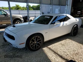 2019 Dodge Challenger R/T with VIN 2C3CDZBTXKH525258, listed as a Copart auction lot 59004775 with 125,925 mi miles and Salvage title. Bid and sale history available at DreamBid. Image 1.