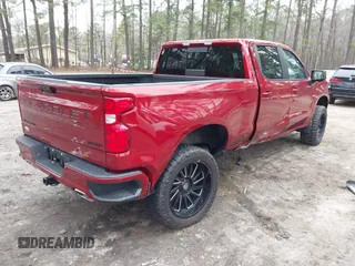 2022 Chevrolet Silverado 1500 RST with VIN 1GCUDEED6NZ557027, listed as a IAAI auction lot 41602219 with 9,816 mi miles and . Bid and sale history available at DreamBid. Image 4.