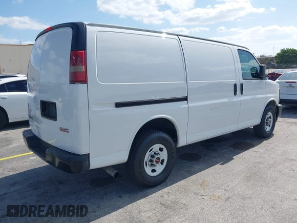 2017 GMC Savana Cargo Van with VIN 1GTW7AFFXH1178804, listed as a IAAI auction lot 42169963 with 157,851 mi miles. Bid and sale history available at carsss.com. Image 4.