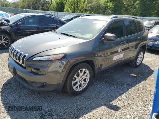 2017 Jeep Cherokee Latitude with VIN 1C4PJLCSXHW503344, listed as a Copart auction lot 53016925 with 95,358 mi miles and Salvage title. Bid and sale history available at DreamBid. Image 1.