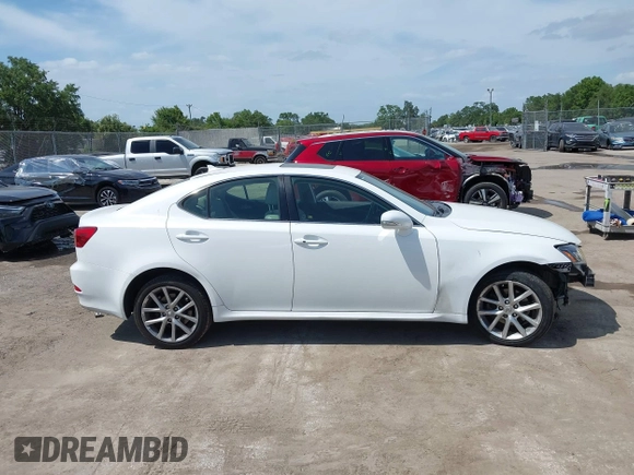 2011 Lexus IS 250 z VIN JTHCF5C24B5047820, wystawiony jako IAAI lot #42112789 z przebiegiem 109 254 mil mil oraz . Historia ofert i sprzedaży dostępna na DreamBid. Obrazek 14.