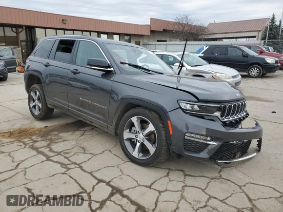 2024 Jeep Grand Cherokee Limited with VIN 1C4RJHBG8RC697037, listed as a Copart auction lot 47288305 with 6,971 mi miles and Salvage title. Bid and sale history available at DreamBid. Image 4.