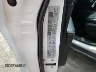 2017 Jeep Cherokee Limited z VIN 1C4PJMDS3HW625449, wystawiony jako Copart lot #61153335 z przebiegiem 128 331 mil mil oraz Szkoda całkowita • Salvage title. Historia ofert i sprzedaży dostępna na DreamBid. Obrazek 13.