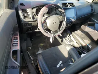 2022 Mitsubishi Outlander SE with VIN JA4APVAU2NU007556, listed as a Copart auction lot 88945175 with 108,511 mi miles and Salvage title. Bid and sale history available at DreamBid. Image 8.