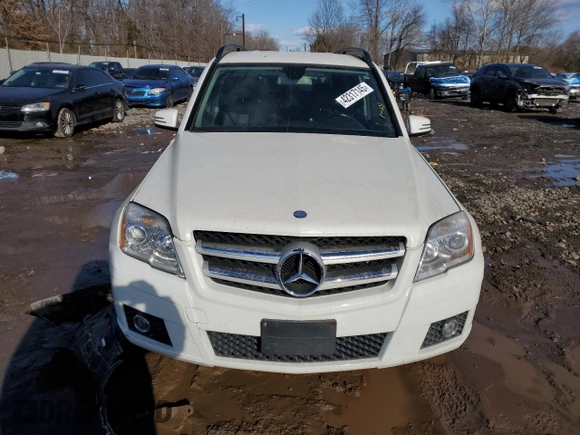 2010 Mercedes-Benz GLK 350 with VIN WDCGG8HB0AF325674, listed as a Copart auction lot 42317145 with 189,399 mi miles and Clean Title. Bid and sale history available at DreamBid. Image 6.