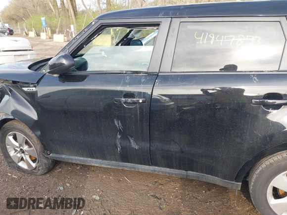 2019 Kia Soul with VIN KNDJN2A22K7685873, listed as a IAAI auction lot 41947273 with 58,560 mi miles and . Bid and sale history available at DreamBid. Image 15.