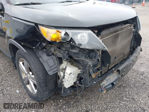 2012 Kia Sorento EX with VIN 5XYKU4A22CG251847, listed as a IAAI auction lot 42014433 with 166,186 mi miles. Bid and sale history available at carsss.com. Image 6.