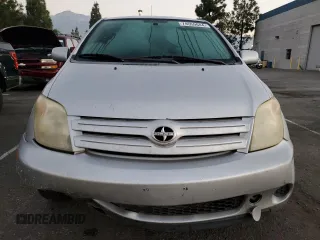 2005 Scion xA z VIN JTKKT624150088835, wystawiony jako Copart lot #74559644 z przebiegiem 244 665 mil mil oraz Szkody całkowita. Historia ofert i sprzedaży dostępna na DreamBid. Obrazek 5.