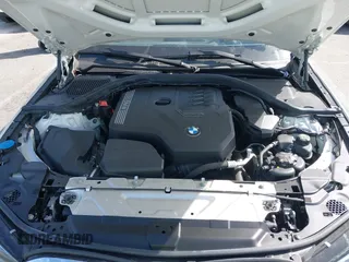 2019 BMW 3 Series 330i with VIN WBA5R1C55KAK12332, listed as a IAAI auction lot 41692035 with 13,657 mi miles and . Bid and sale history available at DreamBid. Image 10.