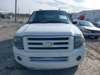2009 Ford Expedition SSV с VIN 1FMFU15519EB27666, выставлен на аукционе IAAI как лот 41506400 с пробегом 204 593 миль миль и . История ставок и продаж доступна на DreamBid. Изображение 12.