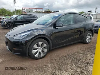 2024 Tesla Model Y Long Range z VIN 7SAYGDEE5RF983821, wystawiony jako Copart lot #48831835 z przebiegiem 4 042 mil mil oraz Szkoda całkowita • Salvage title. Historia ofert i sprzedaży dostępna na DreamBid. Obrazek 1.