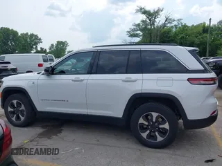 2024 Jeep Grand Cherokee с VIN 1C4RJYB61RC115982, выставлен на аукционе IAAI как лот 42485536 с пробегом 36 360 миль миль и . История ставок и продаж доступна на DreamBid. Изображение 14.