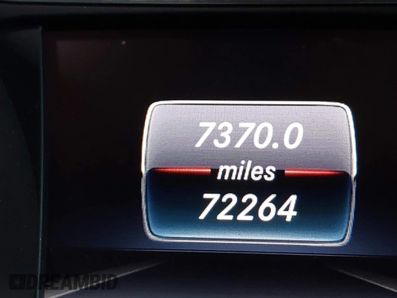 2018 Mercedes-Benz CLA 250 z VIN WDDSJ4EB7JN638005, wystawiony jako IAAI lot #42363579 z przebiegiem 72 264 mil mil oraz . Historia ofert i sprzedaży dostępna na DreamBid. Obrazek 16.