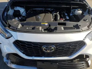 2022 Toyota Highlander XSE z VIN 5TDLZRBH7NS195870, wystawiony jako Copart lot #82544134 z przebiegiem 33 590 mil mil oraz Nie do naprawy • Non repairable. Historia ofert i sprzedaży dostępna na DreamBid. Obrazek 12.