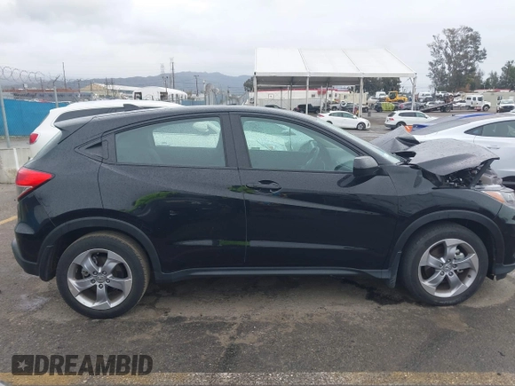 2021 Honda HR-V LX with VIN 3CZRU5H38MM728685, listed as a IAAI auction lot 41799365 with 25,046 mi miles. Bid and sale history available at carsss.com. Image 14.