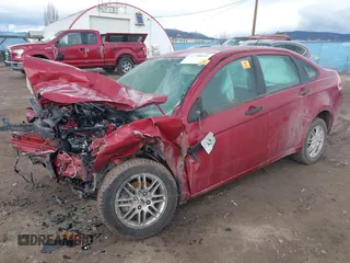 2009 Ford Focus SE z VIN 1FAHP35N39W205218, wystawiony jako IAAI lot #41788041 z przebiegiem Nie podano mil oraz . Historia ofert i sprzedaży dostępna na DreamBid. Obrazek 2.