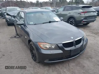 2006 BMW 3 Series 325xi with VIN WBAVD13556KV13312, listed as a IAAI auction lot 41781117 with 177,569 mi miles. Bid and sale history available at carsss.com. Image 1.