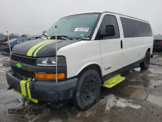 2005 Chevrolet Express Passenger with VIN 1GAHG39U451102692, listed as a Copart auction lot 44312925 with 314,861 mi miles and Salvage title. Bid and sale history available at DreamBid. Image 1.