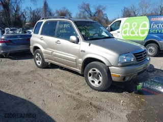 2005 Suzuki Grand Vitara LX with VIN JS3TD62V454200331, listed as a IAAI auction lot 41896812 with 122,974 mi miles. Bid and sale history available at carsss.com. Image 1.