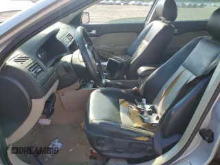 2006 Mercury Milan Premier z VIN 3MEFM08176R611016, wystawiony jako Copart lot #70576844 z przebiegiem Nie podano mil oraz Szkoda całkowita • Salvage title. Historia ofert i sprzedaży dostępna na DreamBid. Obrazek 7.