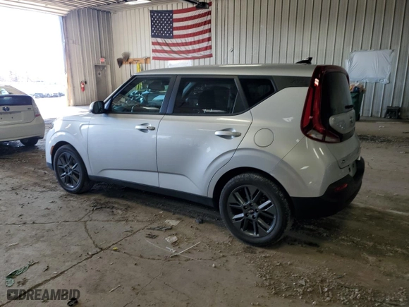 2021 Kia Soul EX with VIN KNDJ33AU8M7739905, listed as a Copart auction lot 51022835 with 20,964 mi miles and Salvage Title. Bid and sale history available at carsss.com. Image 2.