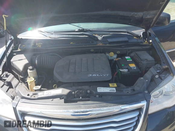 2016 Chrysler Town & Country Touring with VIN 2C4RC1BG2GR291874, listed as a IAAI auction lot 42167607 with 265,316 mi miles. Bid and sale history available at carsss.com. Image 10.