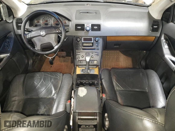 2004 Volvo XC90 with VIN YV1CM91H541052745, listed as a Copart auction lot 81890714 with 122,372 mi miles and Salvage Title. Bid and sale history available at DreamBid. Image 8.