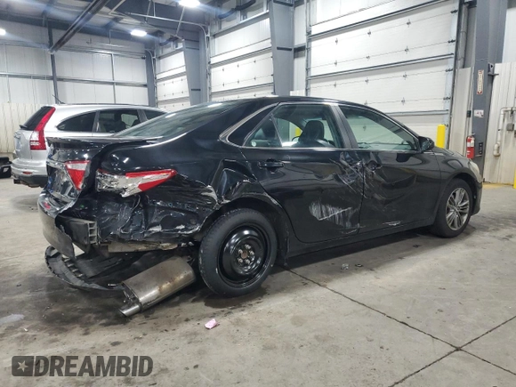 2015 Toyota Camry XLE z VIN 4T1BF1FK8FU921689, wystawiony jako Copart lot #55825225 z przebiegiem 116 438 mil mil oraz Szkoda całkowita • Salvage title. Historia ofert i sprzedaży dostępna na DreamBid. Obrazek 3.