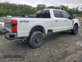 2024 Ford F-350 XL with VIN 1FT8W3BM2REE22287, listed as a Copart auction lot 58079025 with 11,384 mi miles and Salvage title. Bid and sale history available at DreamBid. Image 3.